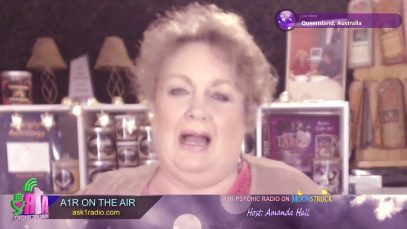 Amanda Hall Psychic – April 4, 2017